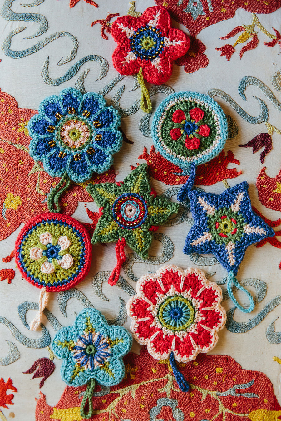 Christmas Table Decor - Free Crochet Patterns