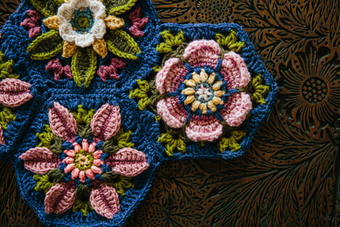 Flower Crochet Kit -  UK